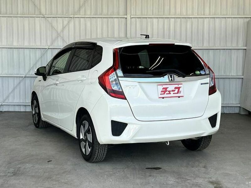 FIT HYBRID-8