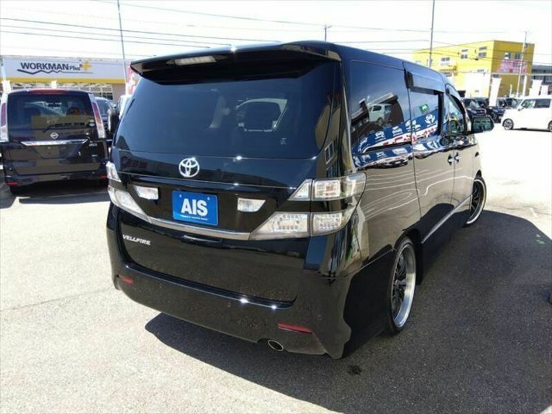 VELLFIRE-2