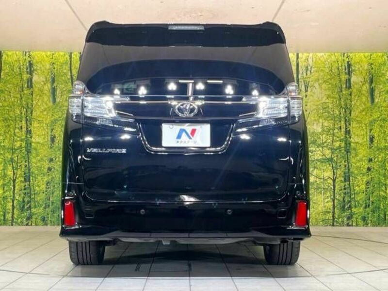 VELLFIRE-16