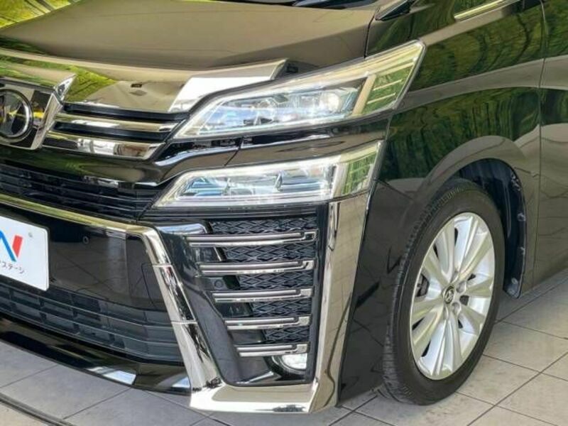 VELLFIRE-12