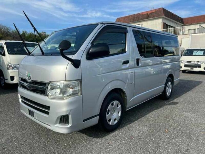 HIACE VAN-4