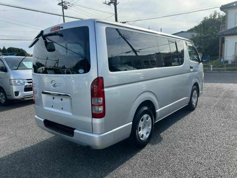 HIACE VAN-8