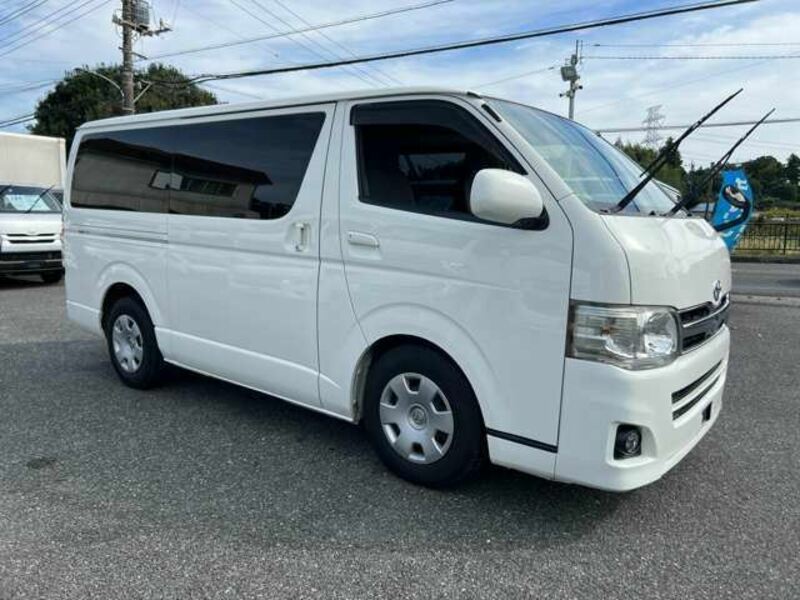 HIACE VAN