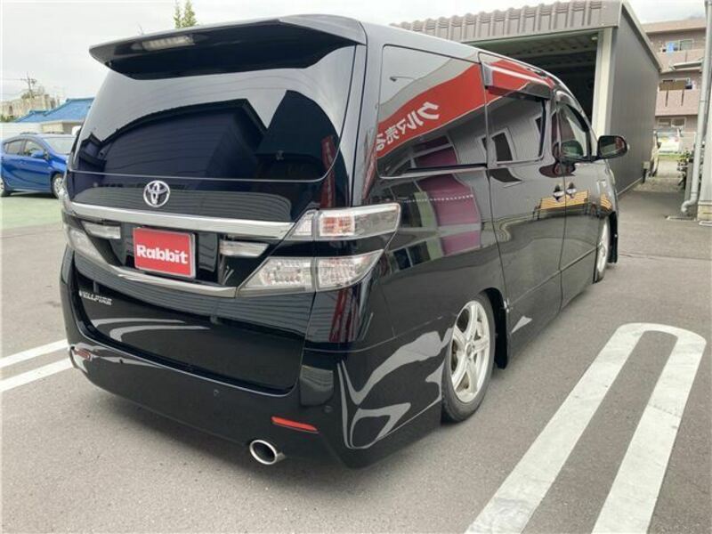 VELLFIRE-1