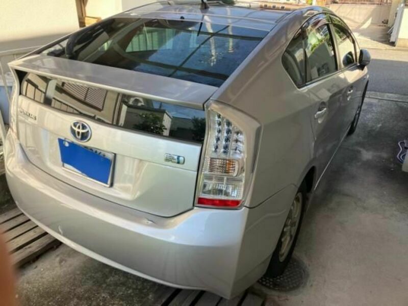 PRIUS-2