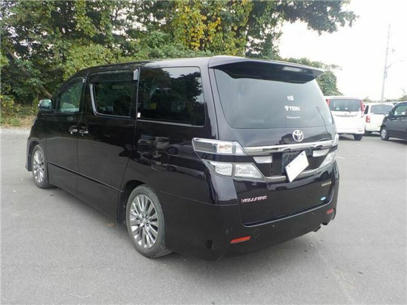 VELLFIRE-1