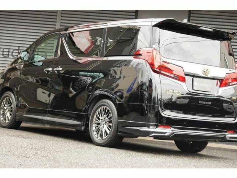 ALPHARD-7