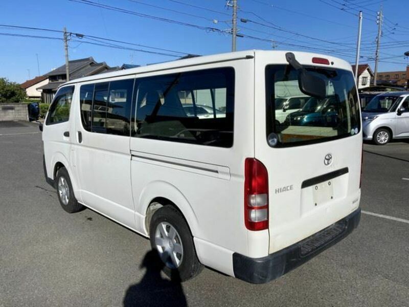 HIACE VAN-1