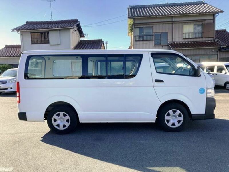 HIACE VAN-8