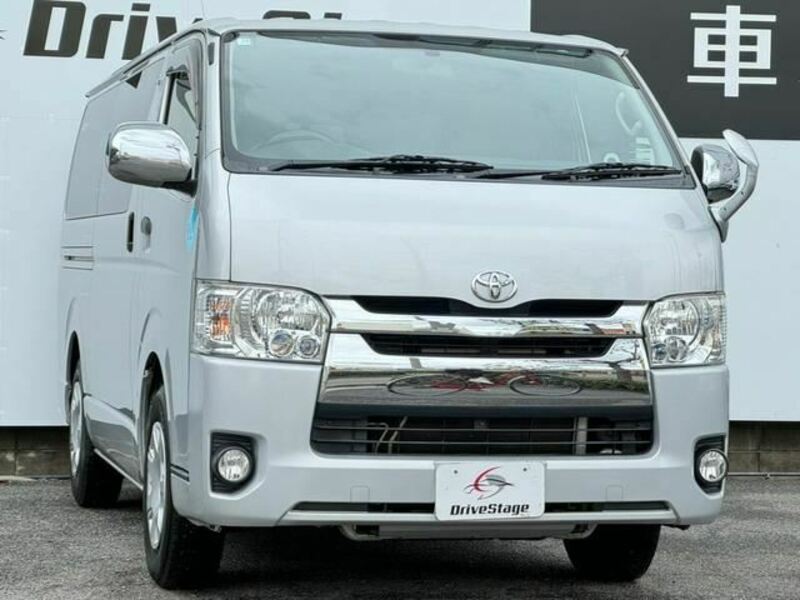 HIACE VAN-4