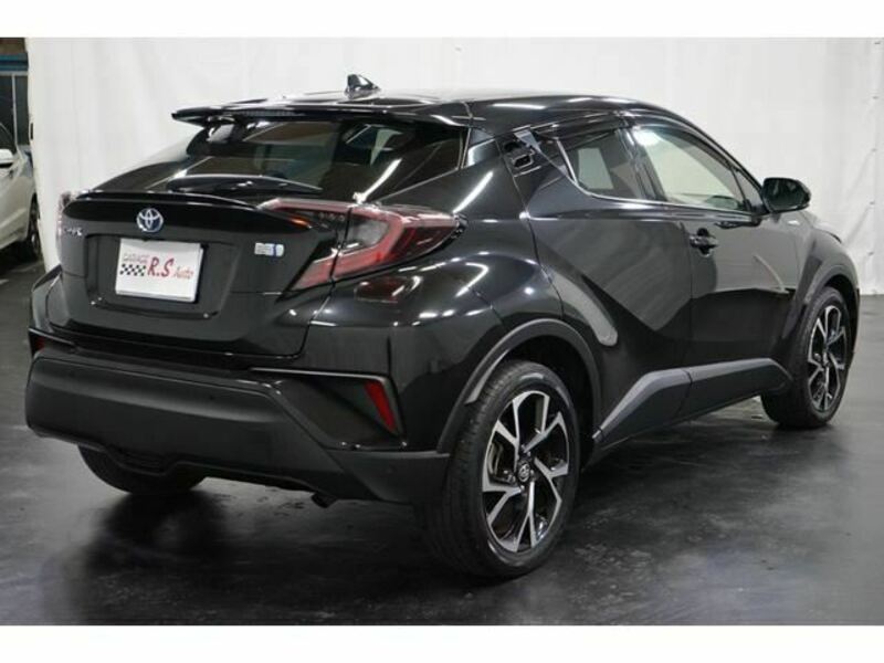 C-HR-7