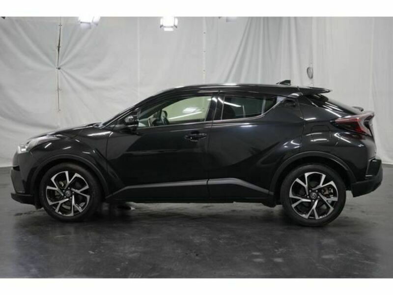 C-HR-11