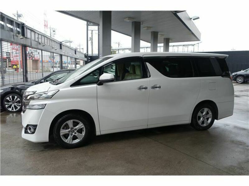 VELLFIRE-35