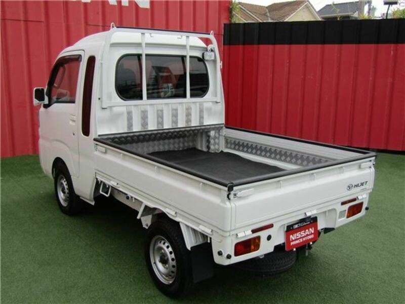 HIJET TRUCK-1