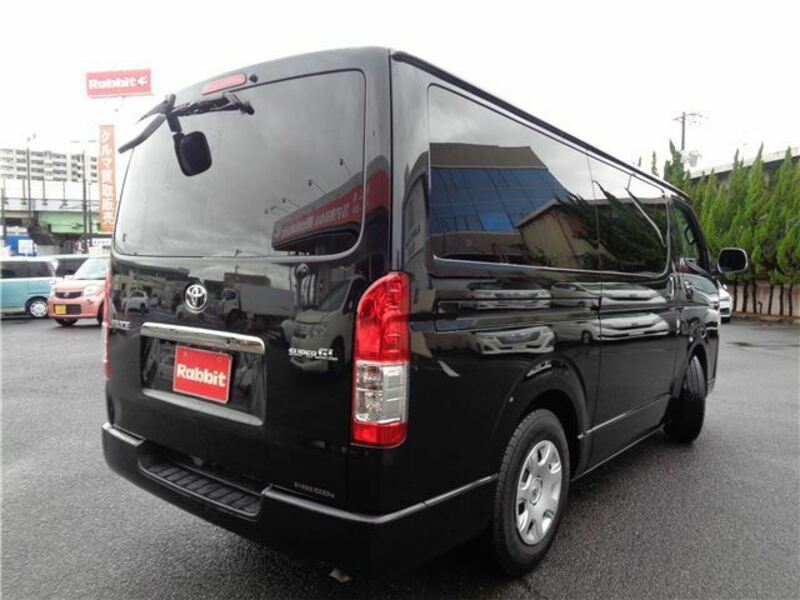 HIACE-11