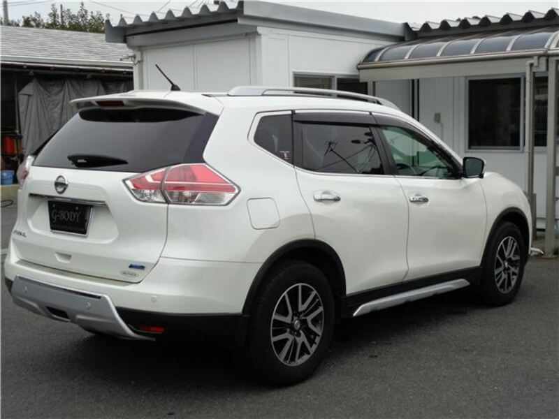 X-TRAIL-7