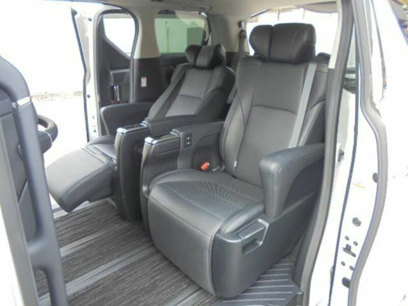 ALPHARD-16