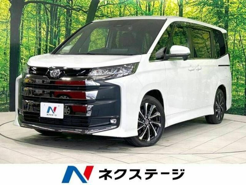 TOYOTA　NOAH