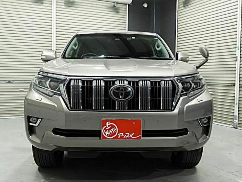 LAND CRUISER PRADO-1