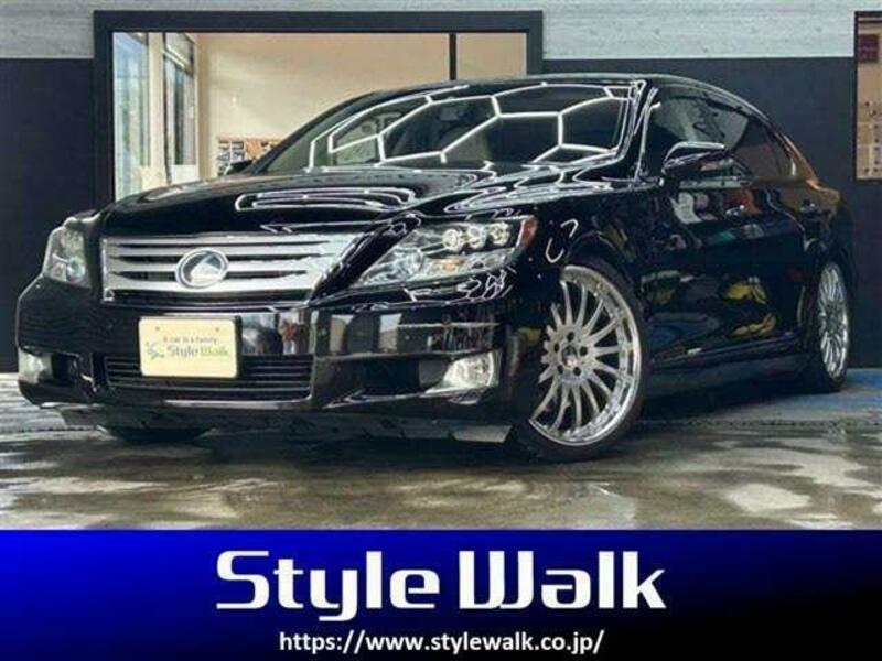 LEXUS　LS