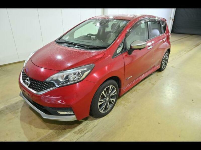 NISSAN　NOTE