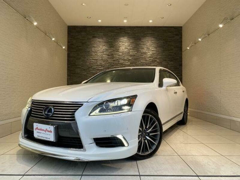 LEXUS　LS