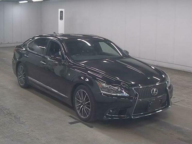 LEXUS　LS