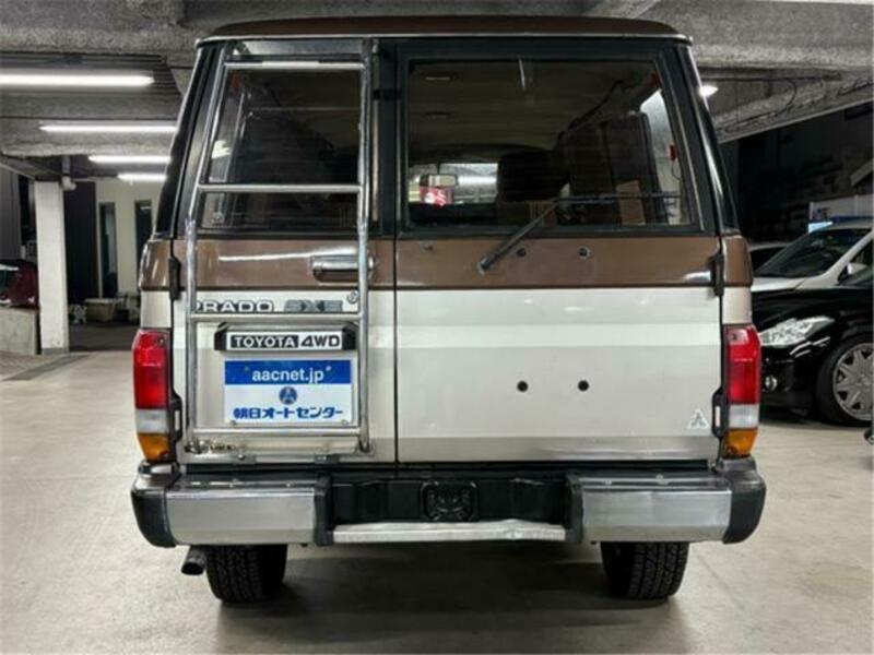 LAND CRUISER PRADO-2