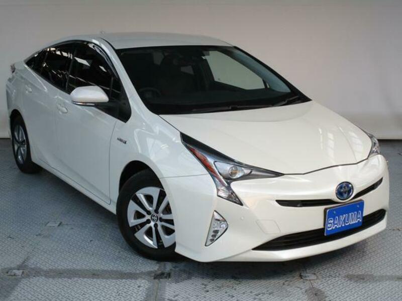 PRIUS-18