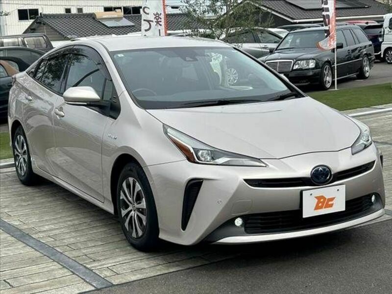 PRIUS-9