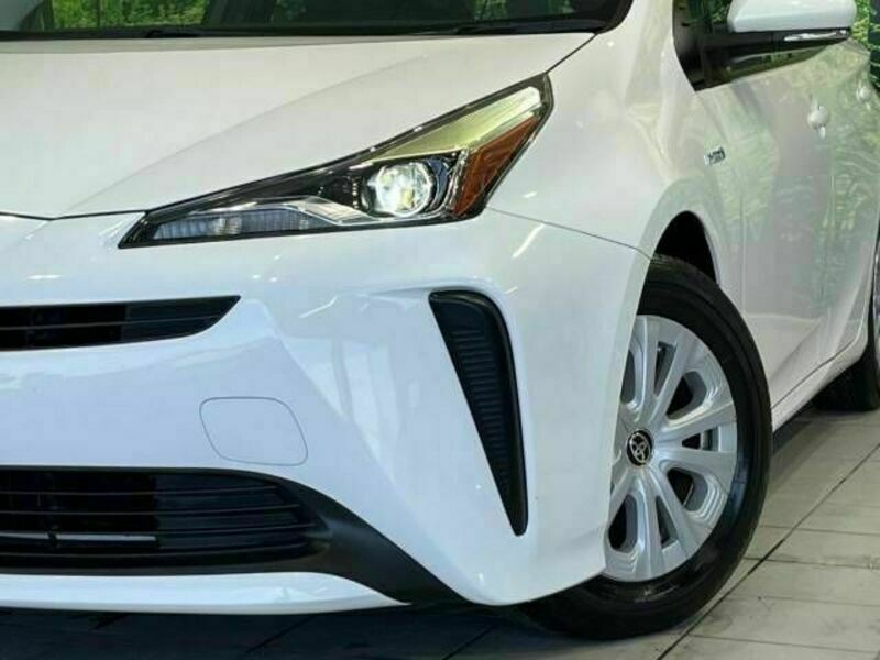 PRIUS-12