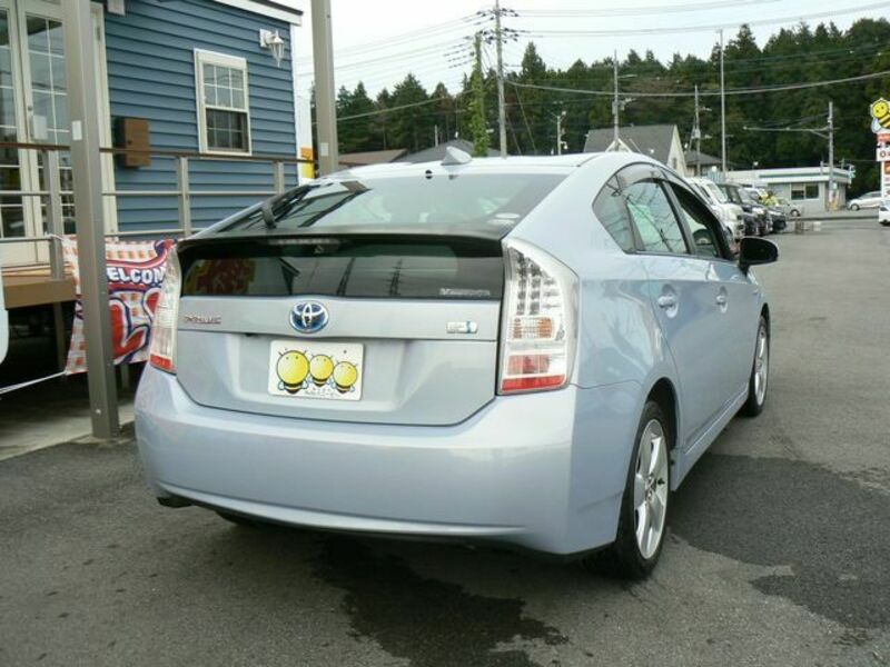 PRIUS-2