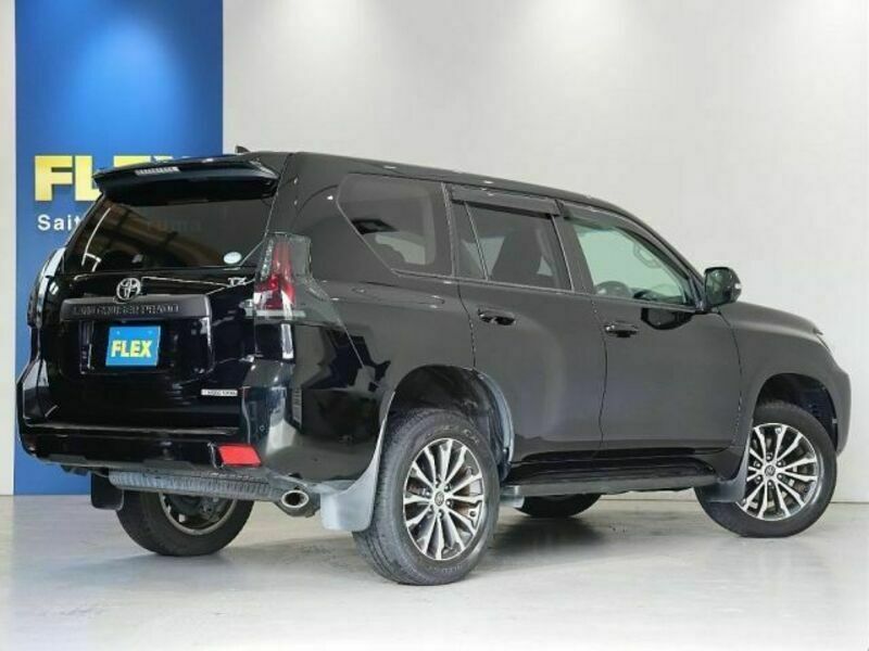 LAND CRUISER PRADO-5