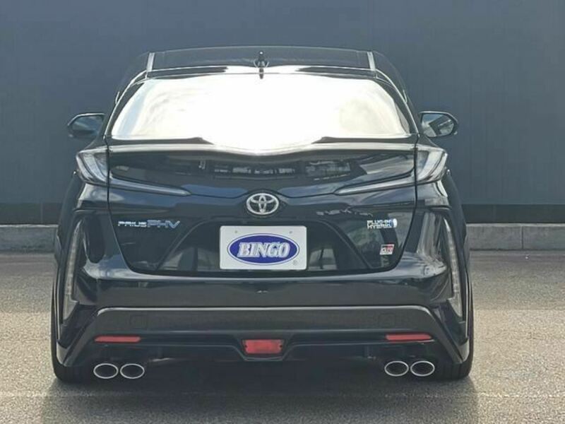 PRIUS PHV-8