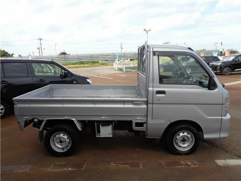 HIJET TRUCK-4