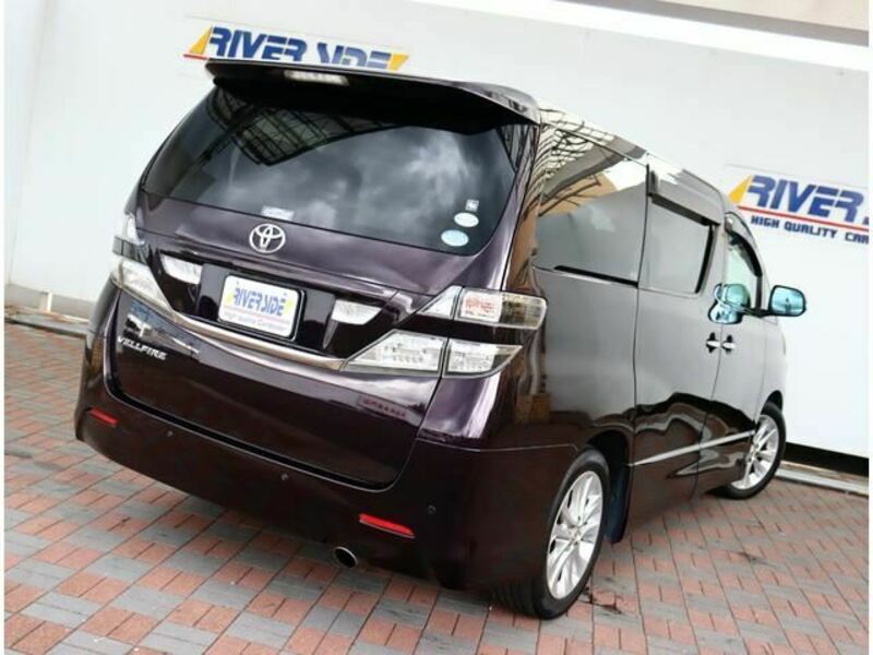 VELLFIRE-28