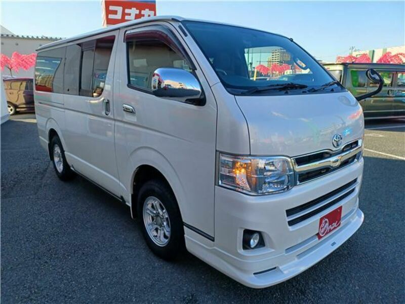 HIACE-8