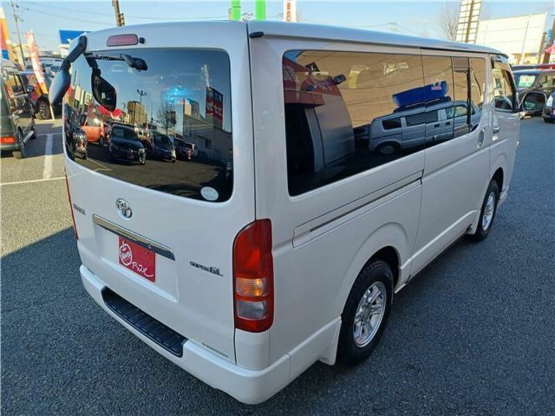 HIACE-10