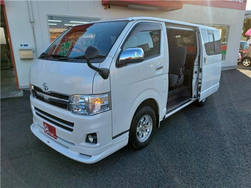 HIACE-12