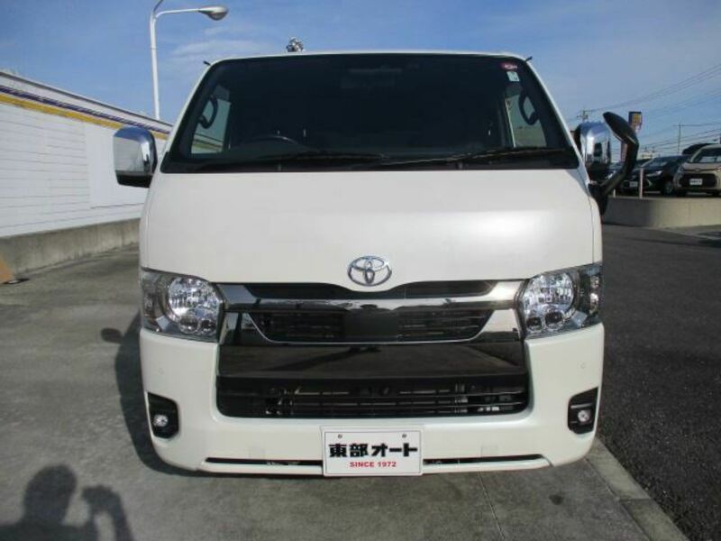 HIACE-42