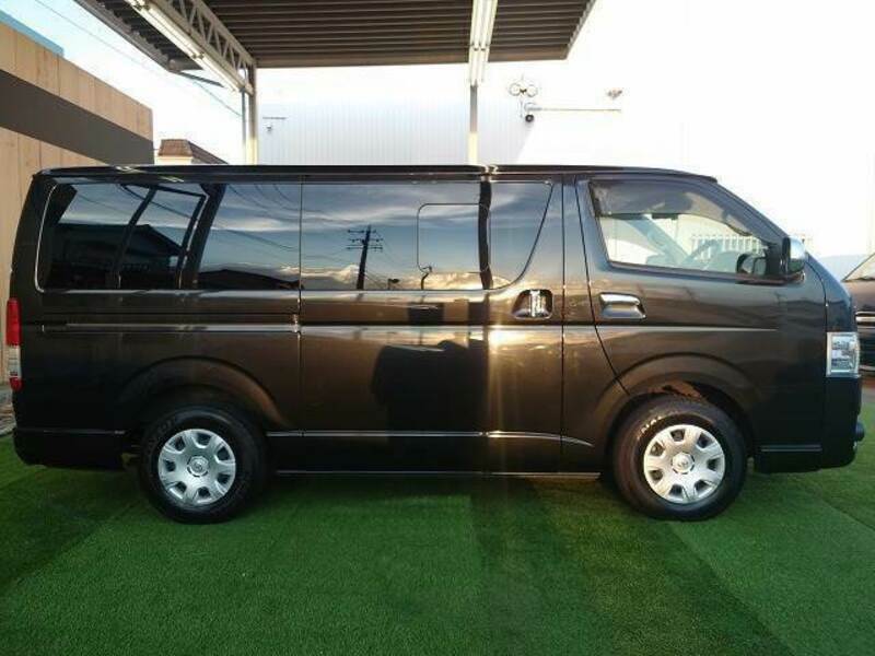 HIACE VAN-16