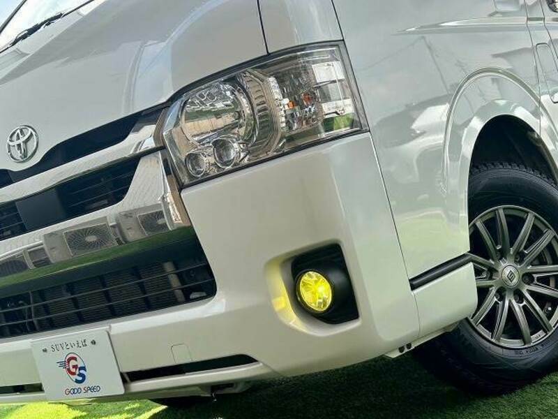 HIACE VAN-11