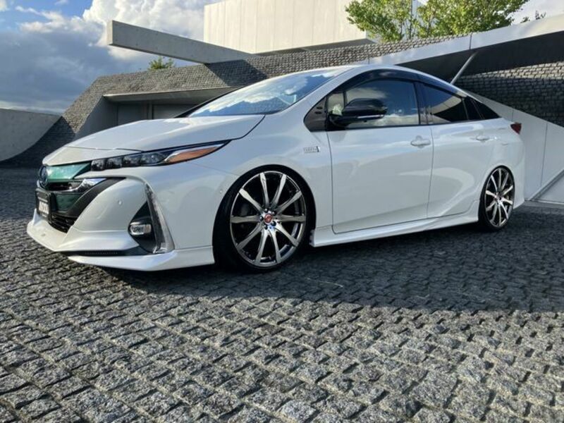 PRIUS PHV-1