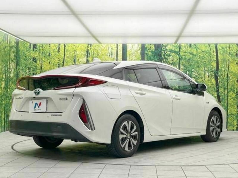 PRIUS PHV-17