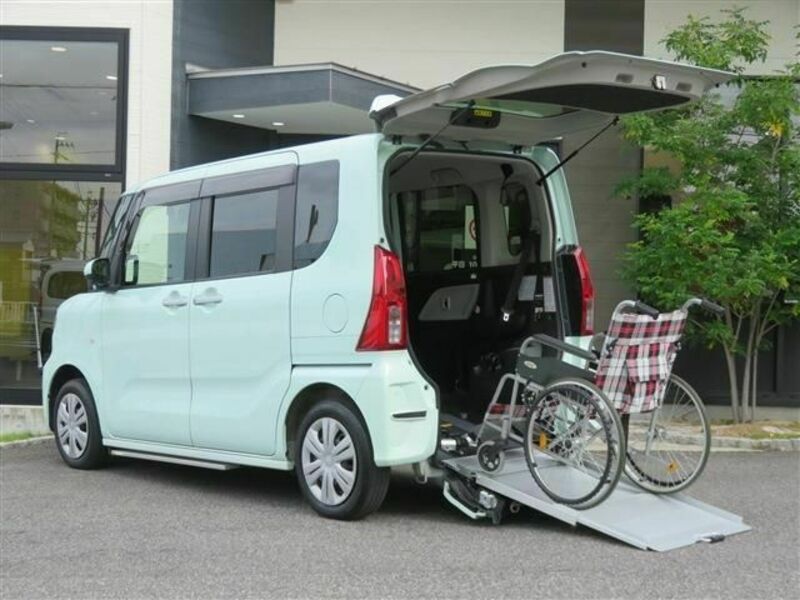 DAIHATSU　TANTO