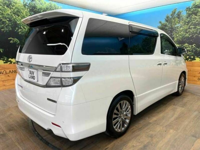 VELLFIRE-18