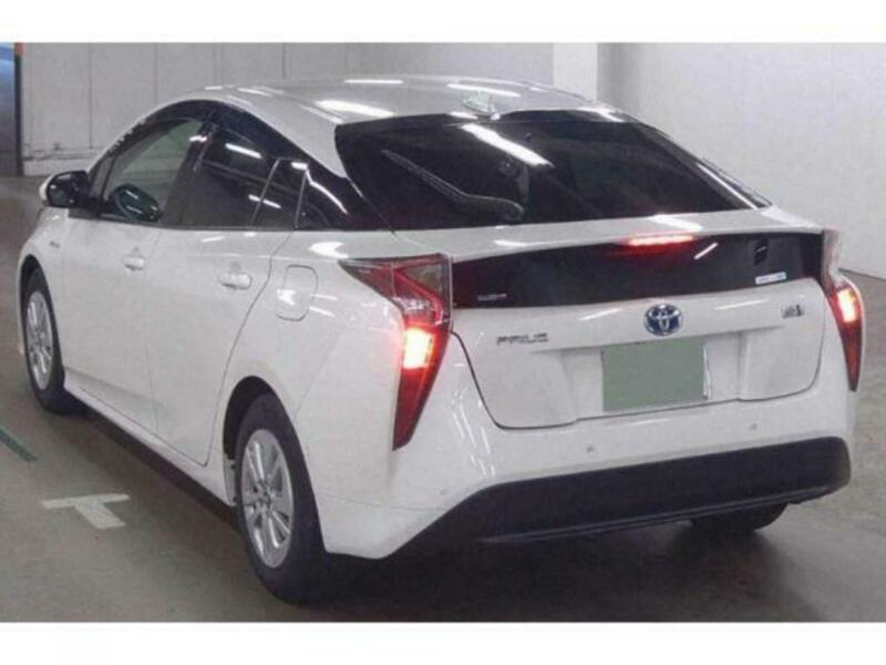 PRIUS-4