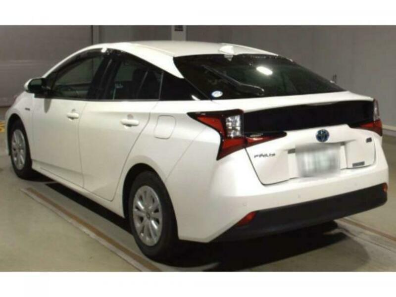 PRIUS-4