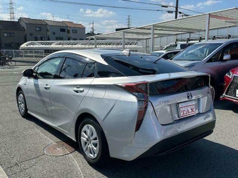 PRIUS-3