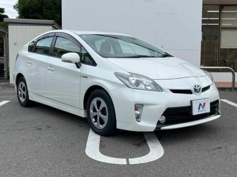 PRIUS-16